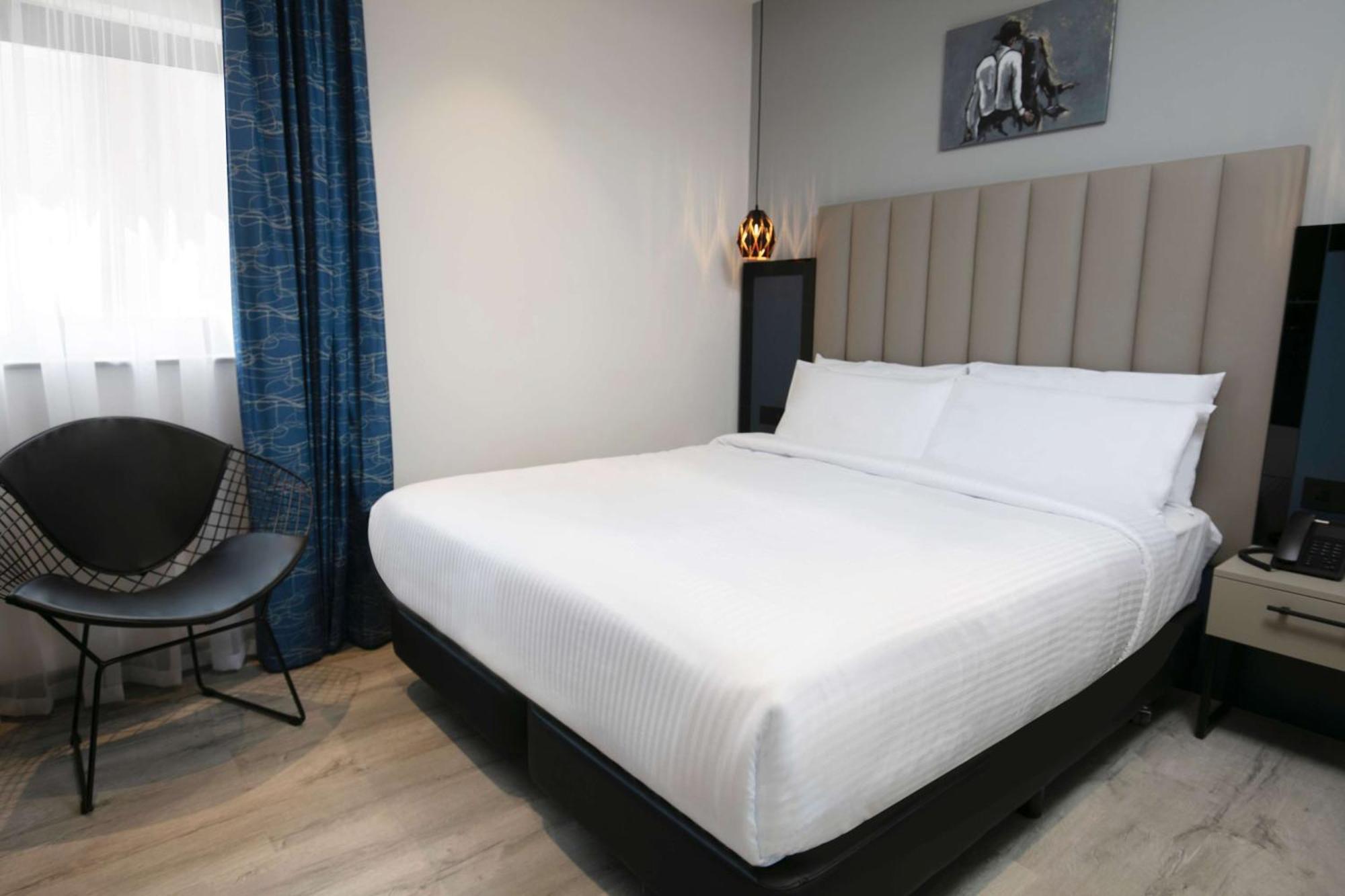 Spark By Hilton Luton لوتون المظهر الخارجي الصورة