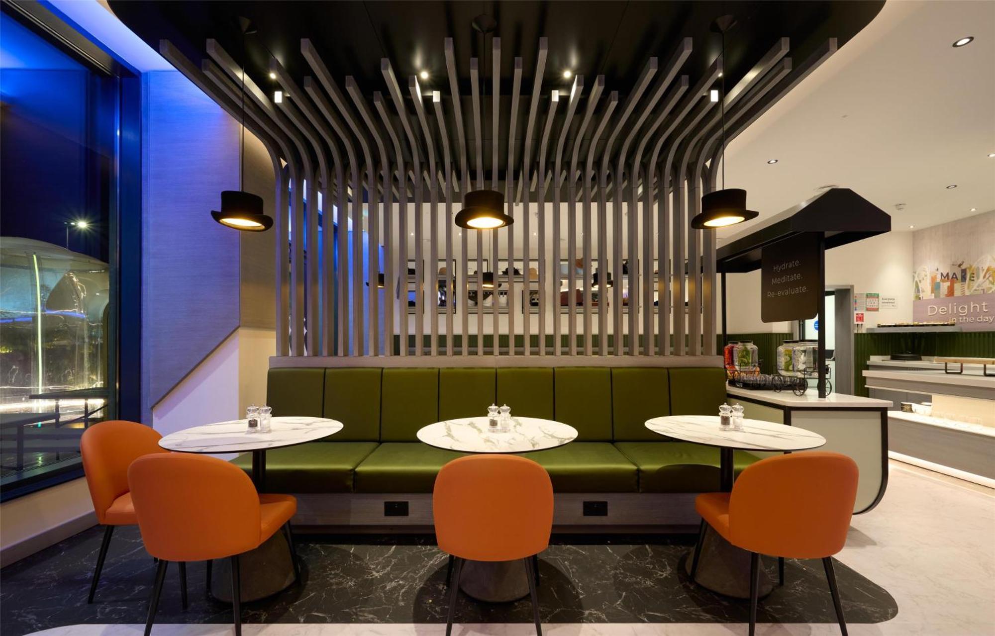 Spark By Hilton Luton المظهر الخارجي الصورة